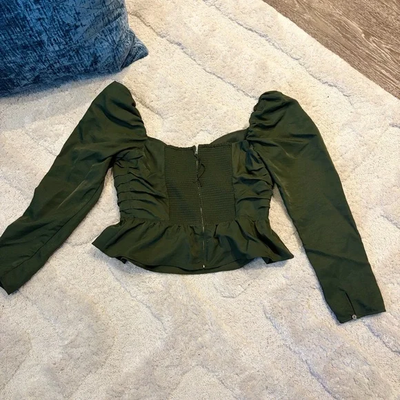 🚩Wilfred Forest Green Ruched Blouse - Picture 6 of 7